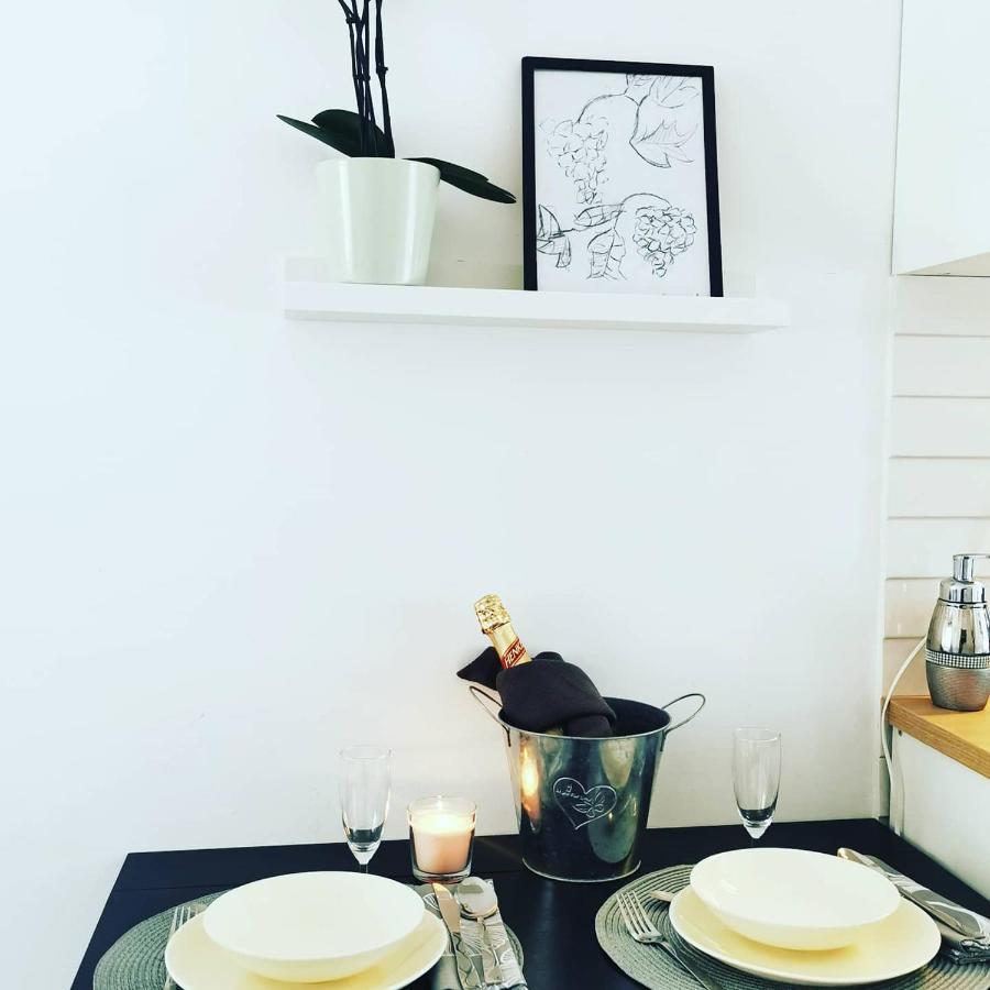 Apartment4Two - Studioapartment Vir Eksteriør bilde